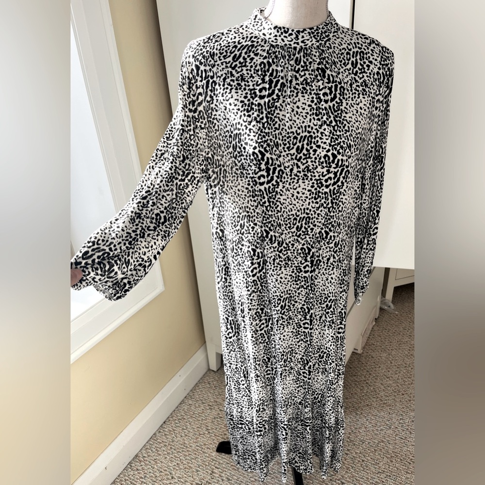 ZARA Animal Print black&White maxi dress